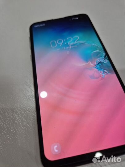 Samsung Galaxy S10e, 6/128 ГБ