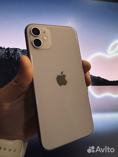 iPhone 11, 64 ГБ