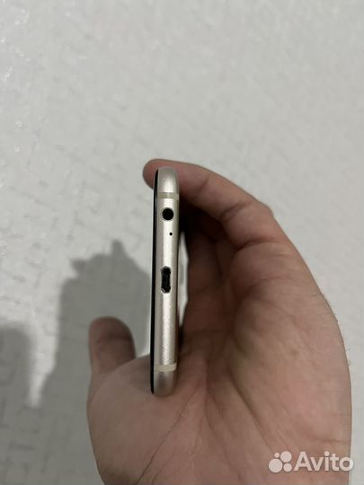 Samsung Galaxy A6+, 4/32 ГБ