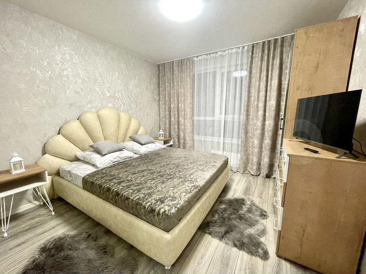 2-к. квартира, 46 м², 7/17 эт.