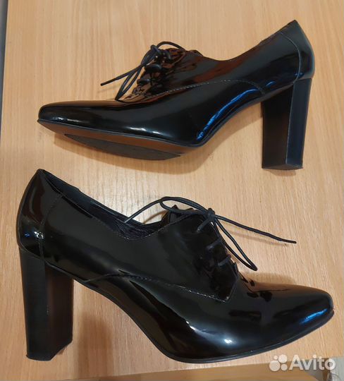 Ботильоны Туфли нат.кожа лак, нат.замша 40разм