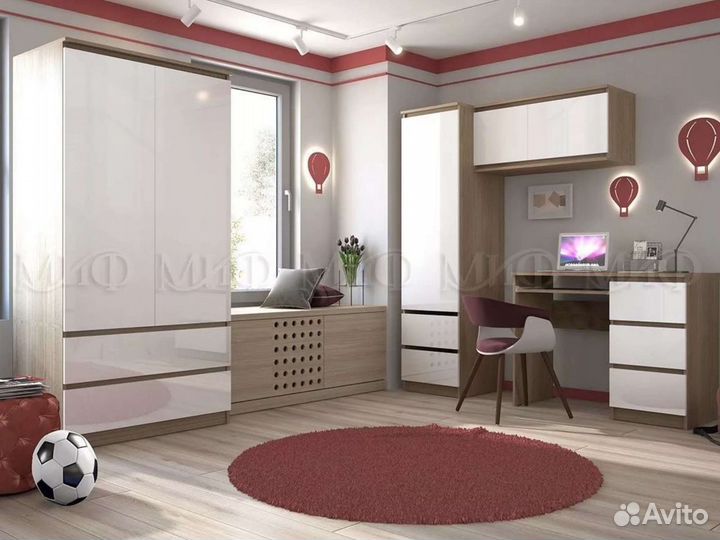 Компьютерный стол 