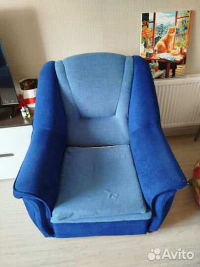 Продам диван и кресла