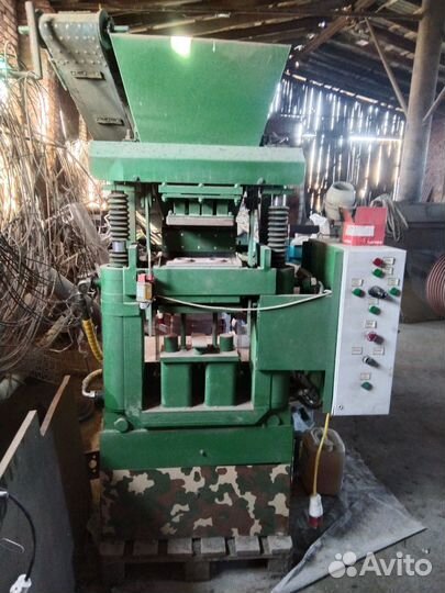 Линия для производства lego кирпича