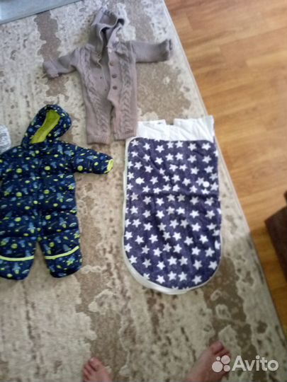 Продам детские вещи