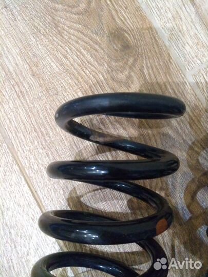 Пружины задние за комплект 2 шт