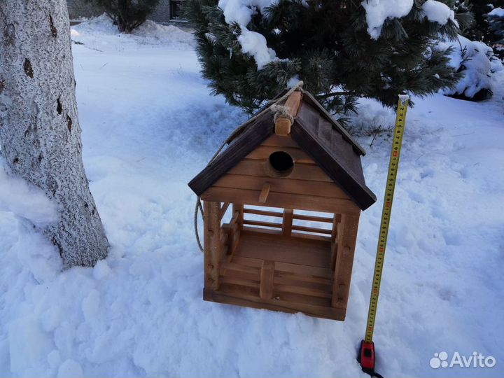 Кормушка для птиц белок скворечник