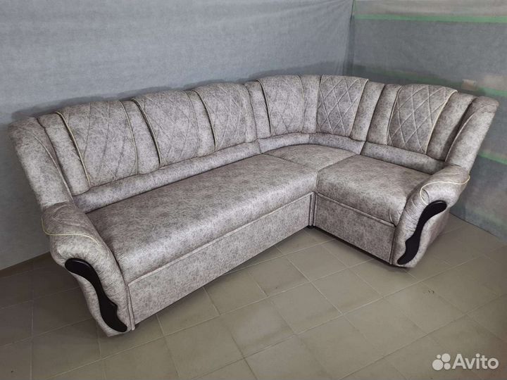 Угловой диван