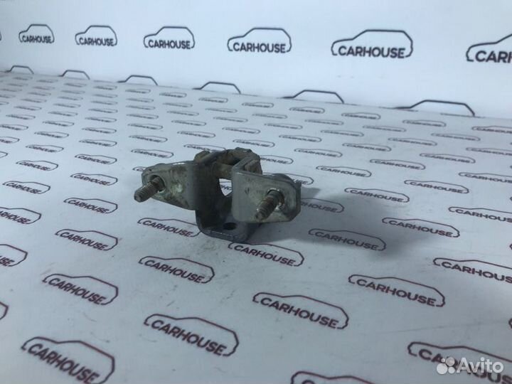 Петля двери задняя левая Mitsubishi Lancer 9 1.6