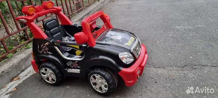 Детский электромобиль джип