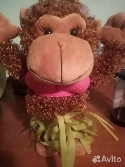 Продам куклу без батареек