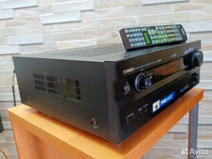 7.1 Av-ресивер Yamaha RX V1500 / 180 W