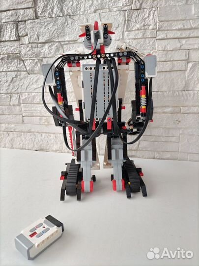 Робот lego mindstorms ev3 31313