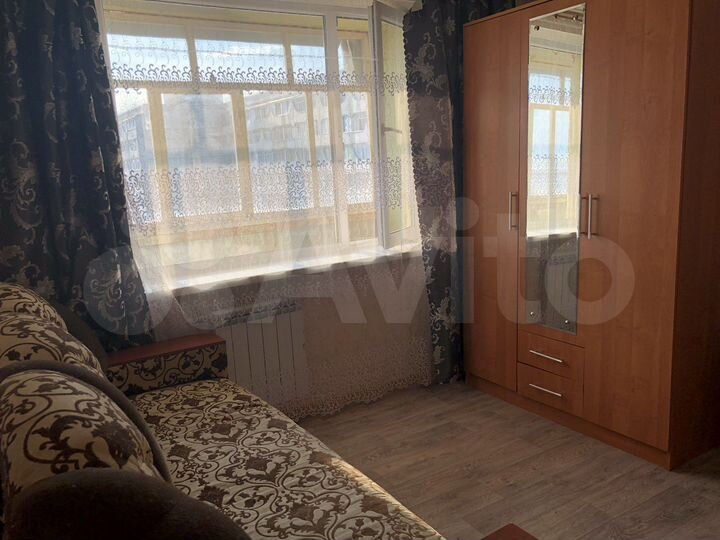 2-к. квартира, 30 м², 6/10 эт.