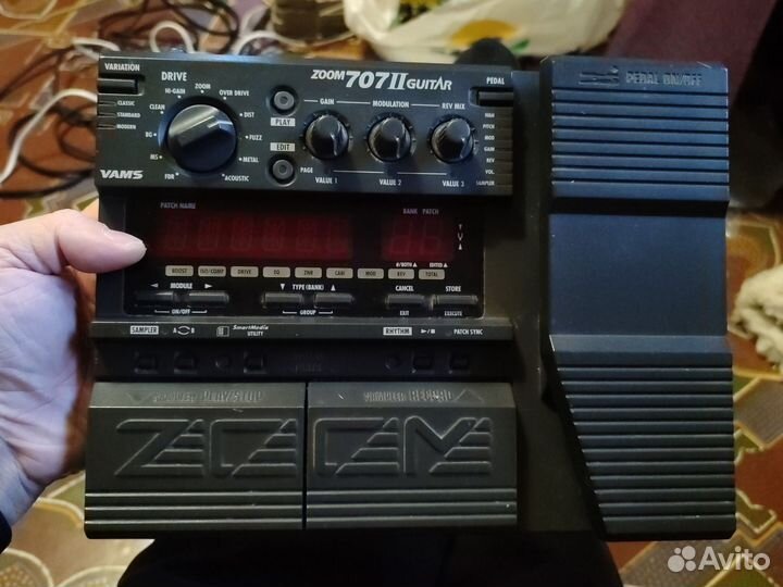 Гитарный процессор zoom 707 II