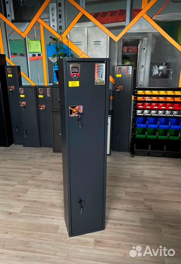 Оружейный сейф Чирок 1320 на 3 ружья