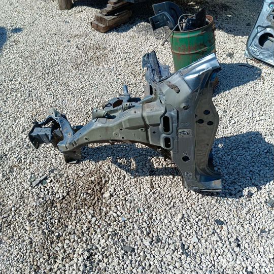 Лонжерон передний левый Nissan Note E11