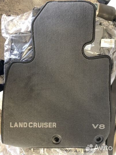 Комплект ковриков Land Cruiser 200 рестайлинг