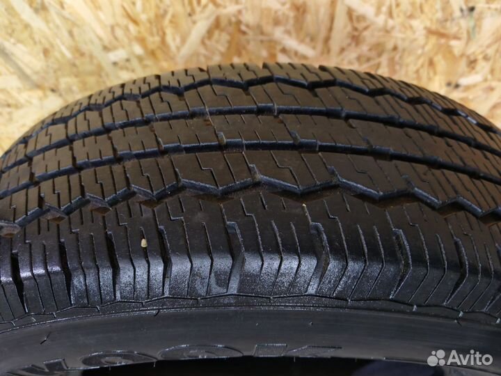 Hankook Radial RA07 225/70 R16 102T