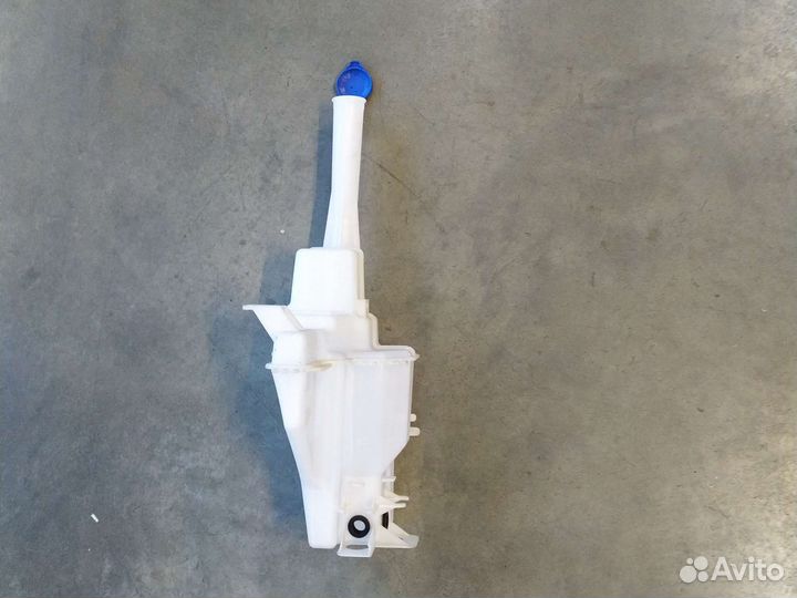 Бачок омывателя KIA sportage III 10-16 под 2 мото