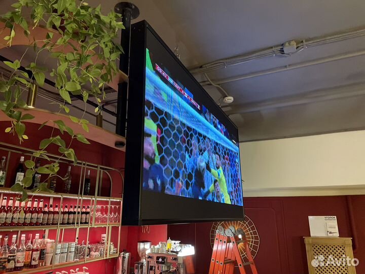 Светодиодный экран телевизор 2х1м LED