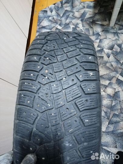 Continental IceContact 2 215/65 R17