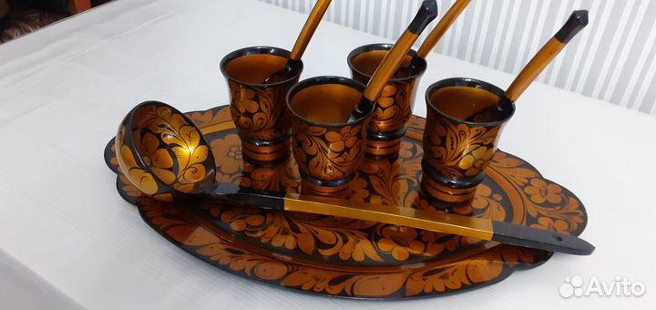 Золотая хохлома