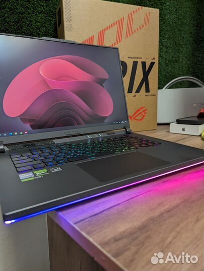 Asus ROG Strix G16 i5 13450HX/RTX4060