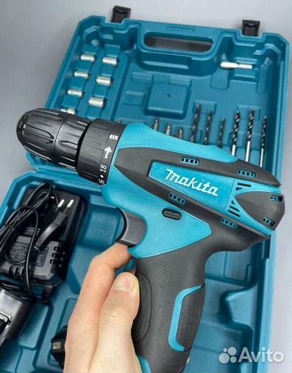 Шуруповерт makita 18v +2 аккумулятора