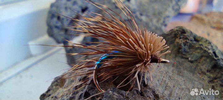 Набор мушек для ловли форели, ленка и хариуса