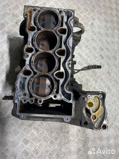 Блок цилиндров BMW3 E462003