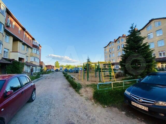 2-к. квартира, 34 м², 3/3 эт.