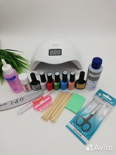 Набор для маникюра лампа гель-лаки новый