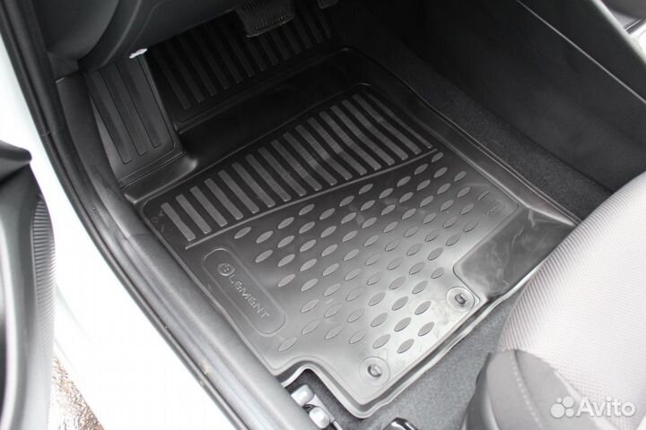 Коврик водительский hyundai Solaris 2017