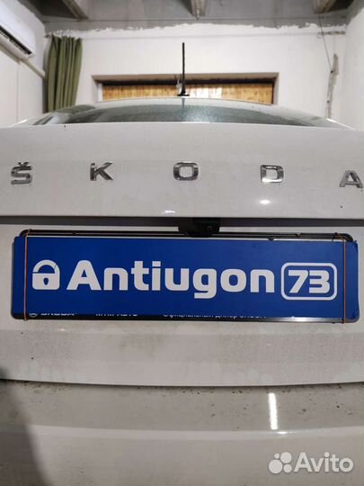 Камера заднего вида skoda