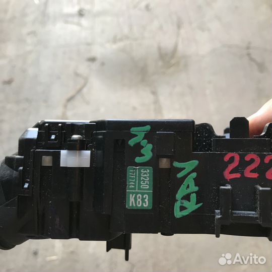 Подрулевой переключатель Toyota