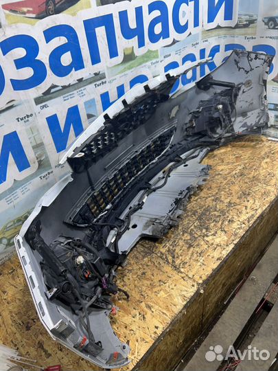 Бампер передний в сборе Опель Астра J