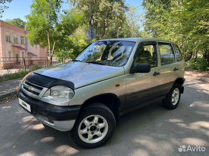 Chevrolet Niva 1.7 МТ, 2004, 220 000 км
