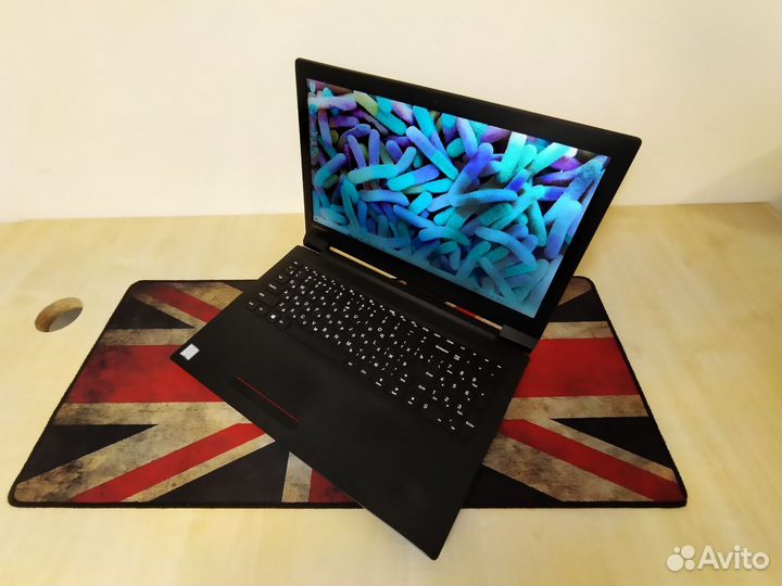 Ноутбук Lenovo i3 + 8 256 GB