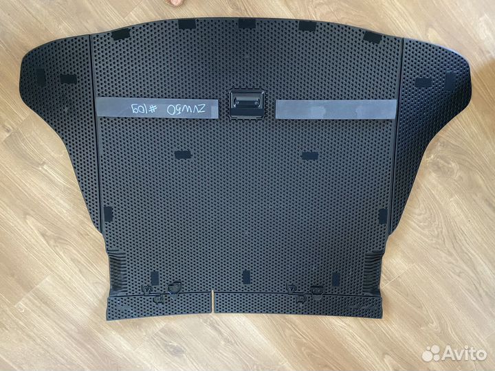 Полка багажника prius zw50