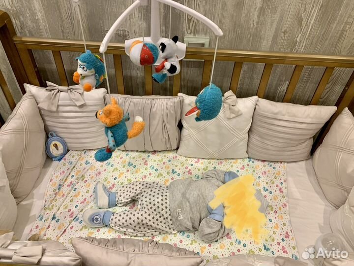 Комплект в детскую кроватку