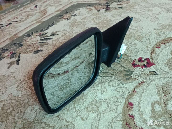 Левое зеркало на приору