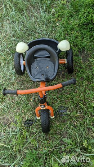 Трехколесный велосипед