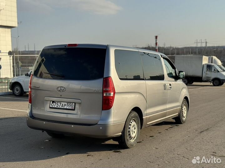 Аренда минивэна hyundai Grand Starex H-1