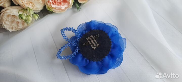 Брошь ручной работы цветок