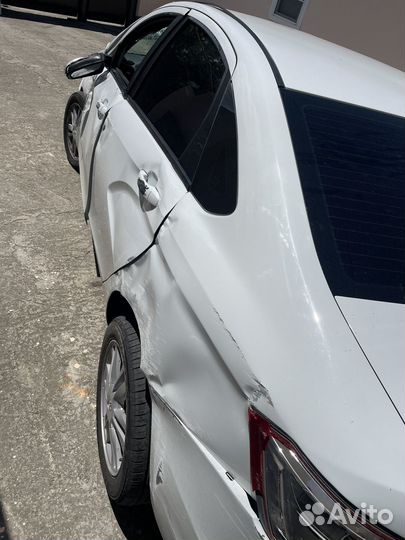 LADA Vesta 1.6 МТ, 2019, битый, 110 000 км