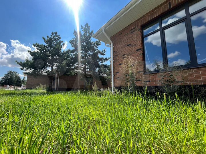 Дом 235 м² на участке 10 сот.