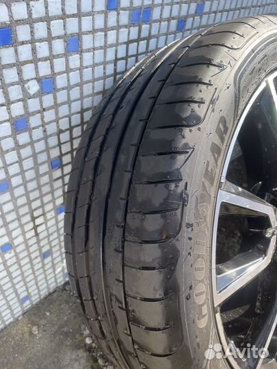 Колеса летние 245/45 r20