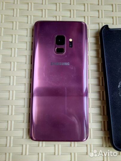 Телефон Samsung galaxy s9
