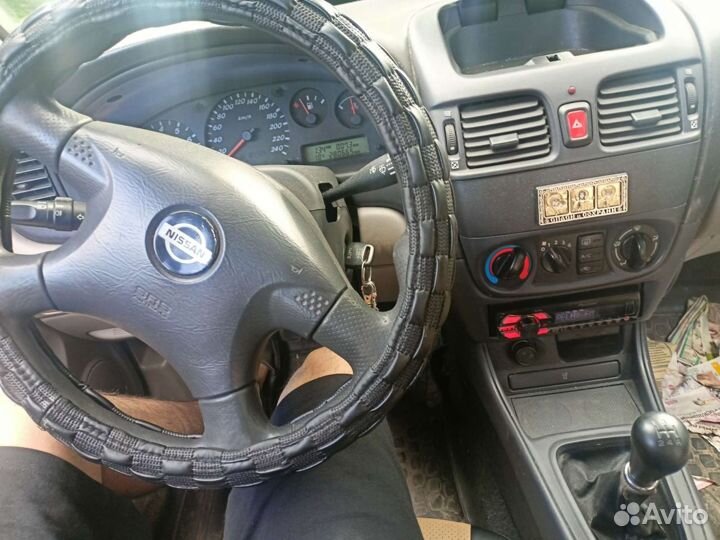 Nissan Almera 1.5 МТ, 2001, 189 523 км